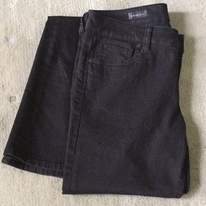 Kut  “Baby Bootcut” Black Jeans SZ 6L